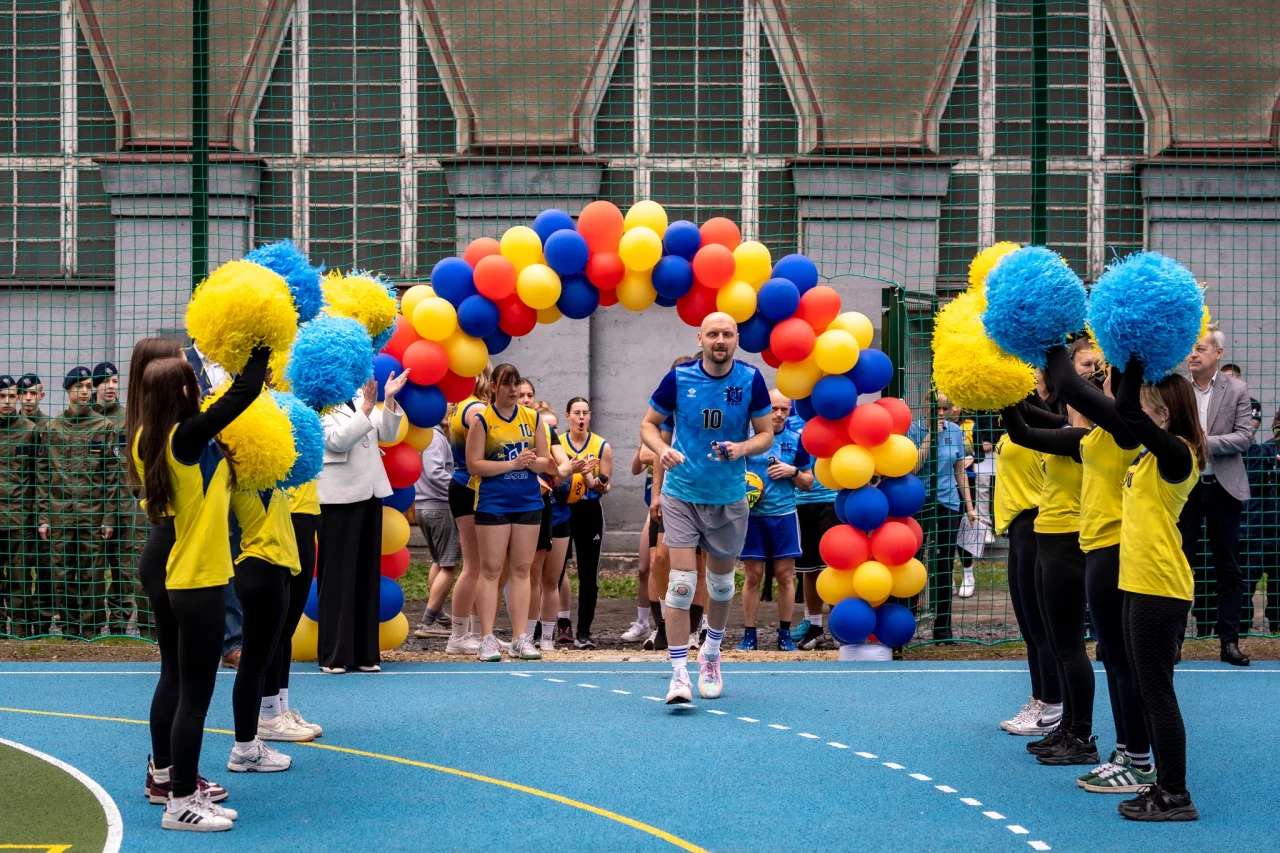 Otwarcie nowego boiska przy Zespole Szkół Ekonomiczno-Usługowych w Zabrzu / fot.: UM Zabrze